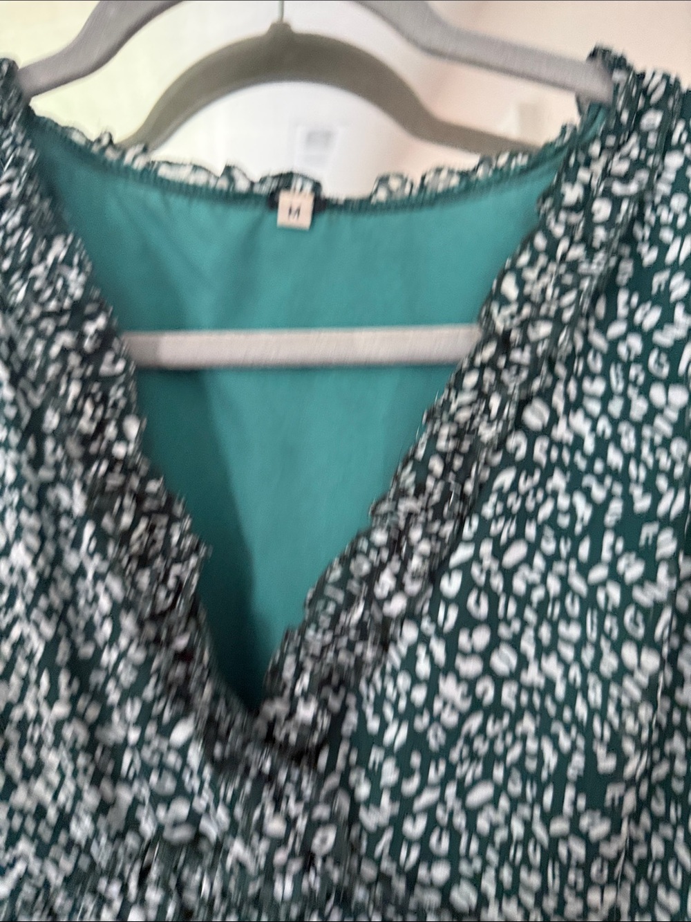Green Floral V-Neck Wrap Midi Dress with Flutter Sleeves - Picture 2 of 7